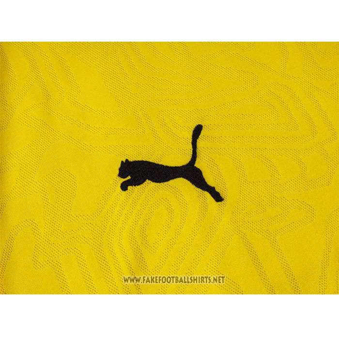 Tracksuit
 Borussia Dortmund Short Sleeve
 2024-2025 Yellow
 - Shorts
